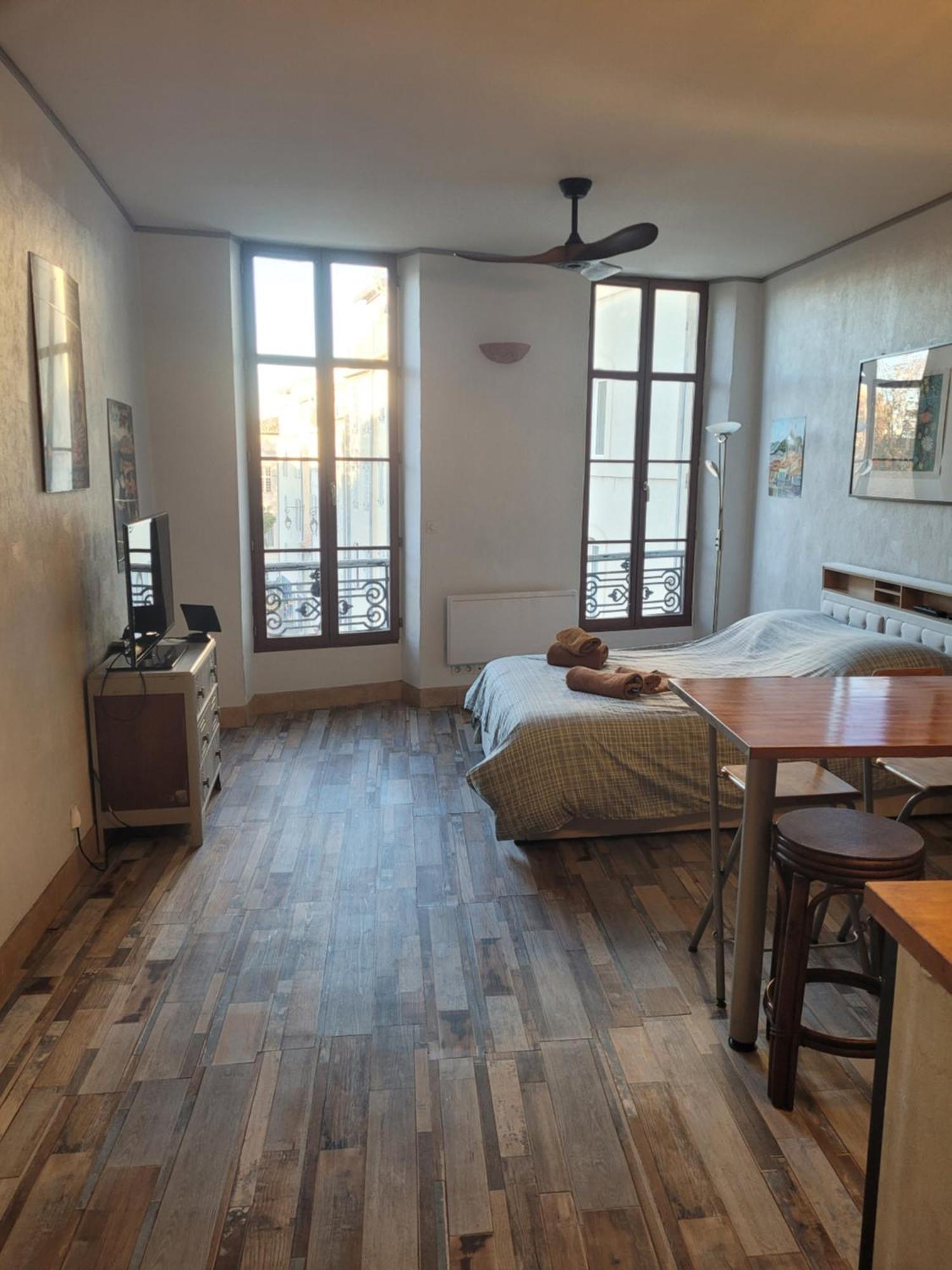 Agreable Au Coeur Du Quartier Historique Apartment Marseille